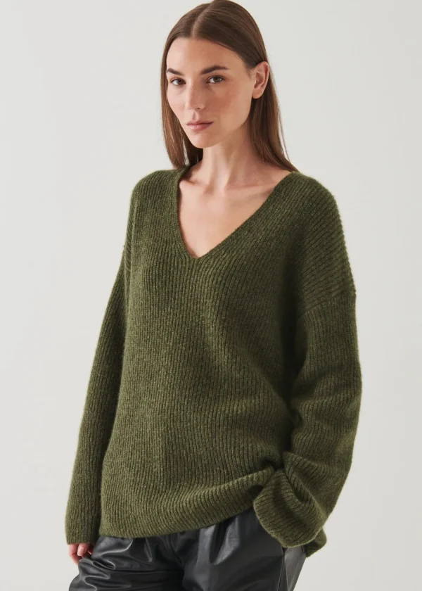 PATRICK ASSARAF Cashmere Blend V-Neck Sweater | Women Knitwear