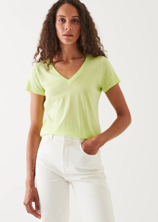 PATRICK ASSARAF Enzyme Wash Lightweight Pima Cotton V-Neck | Women T-Shirts