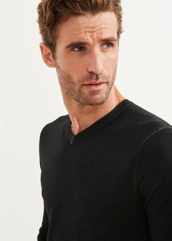 PATRICK ASSARAF Extra-Fine Merino Vintage Wash V-Neck | Men Knitwear