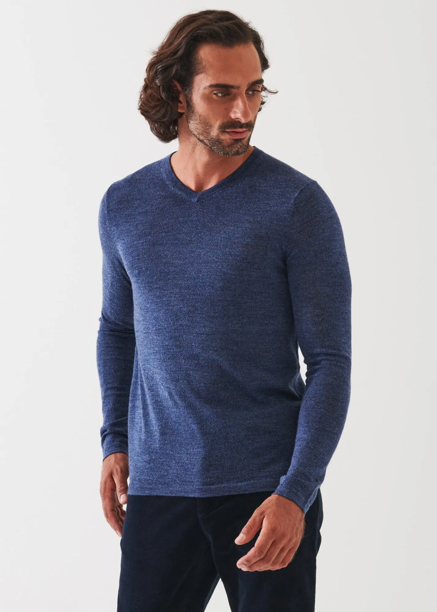 extrafine_merino_vneck_6.webp PATRICK ASSARAF Extra-Fine Merino V-Neck | Men Knitwear