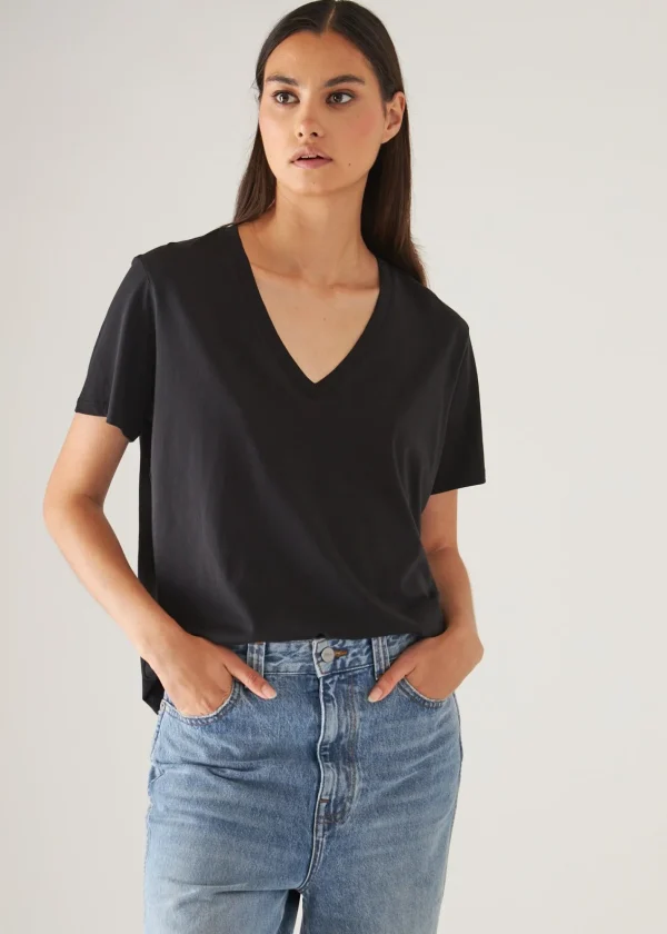 PATRICK ASSARAF Lightweight Pima Cotton Boyfriend V-Neck T-Shirt | Women T-Shirts