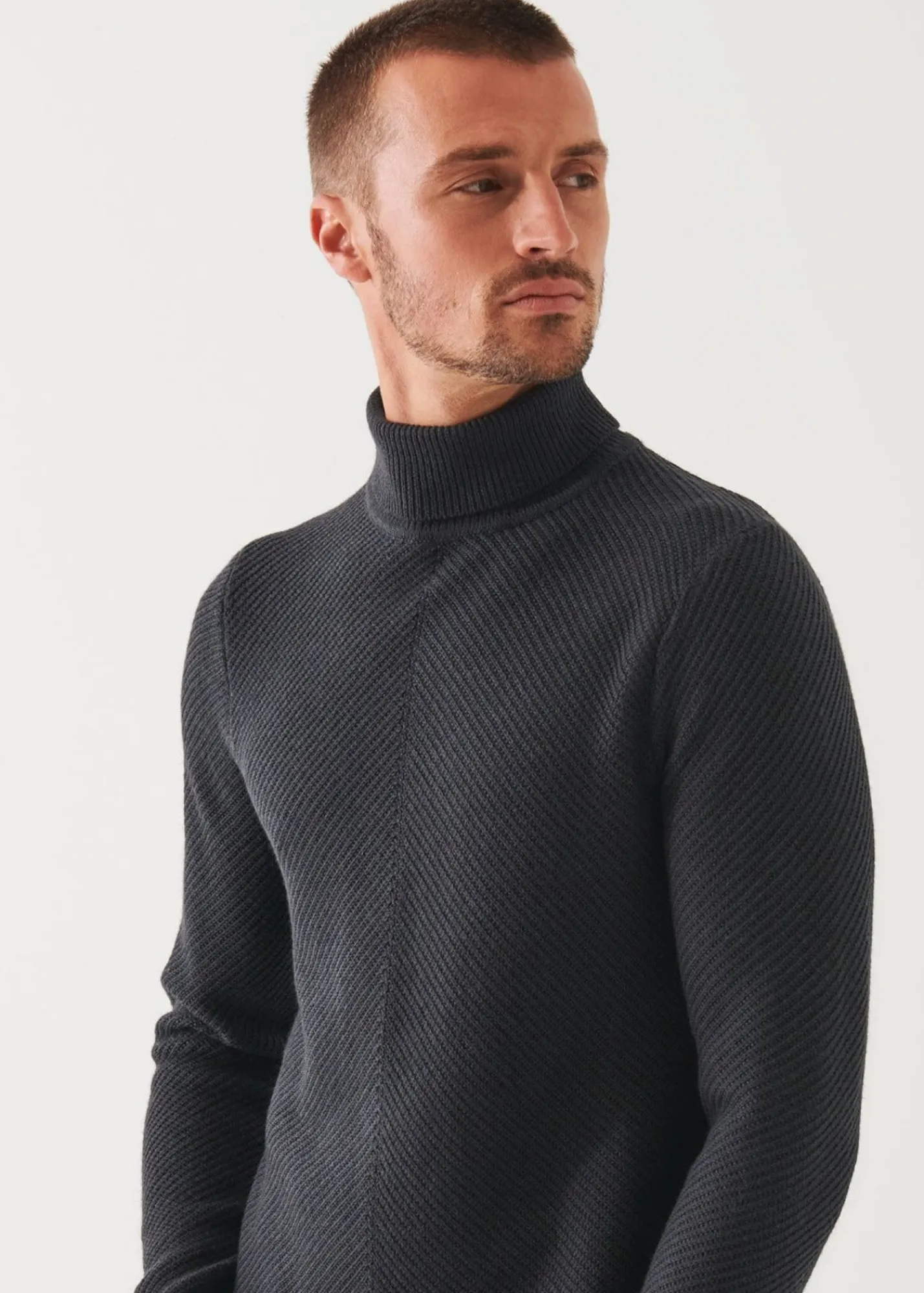 merino_textured_knit_turt_0.webp PATRICK ASSARAF Merino Textured Knit Turtleneck | Men Knitwear