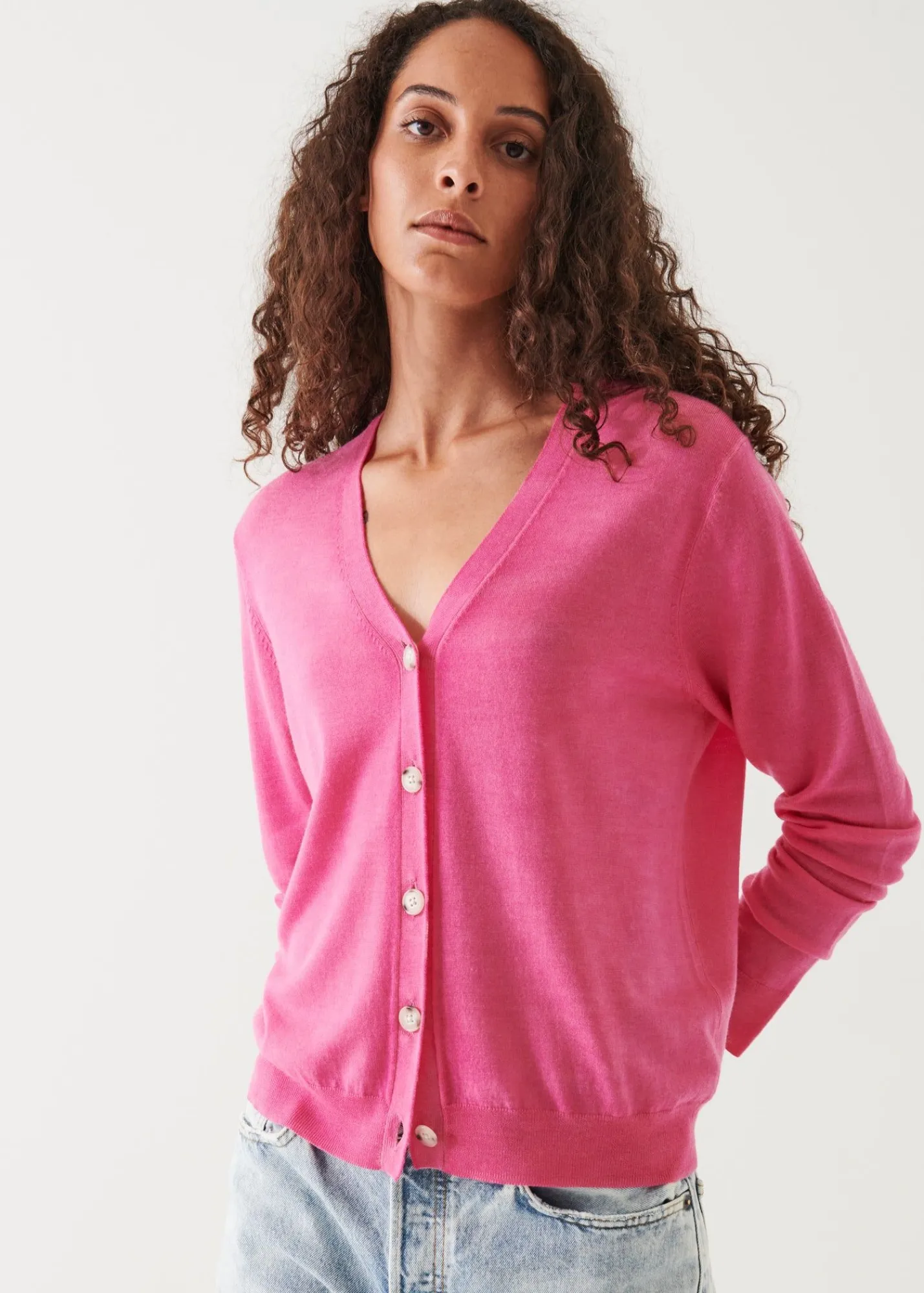 superfine_merino_sunfade__7-1.webp PATRICK ASSARAF Superfine Merino Sunfade Relaxed Cardigan | Women Knitwear