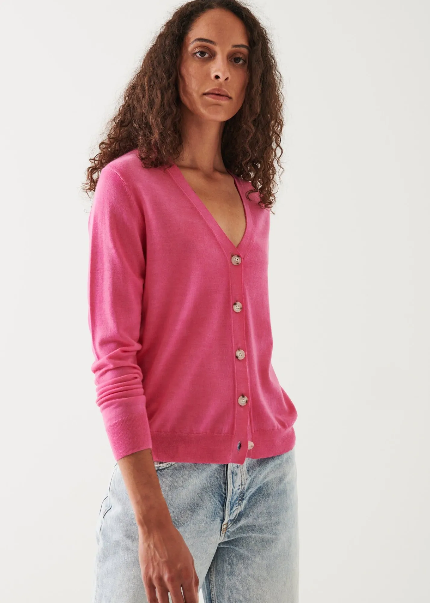 superfine_merino_sunfade__8-1.webp PATRICK ASSARAF Superfine Merino Sunfade Relaxed Cardigan | Women Knitwear